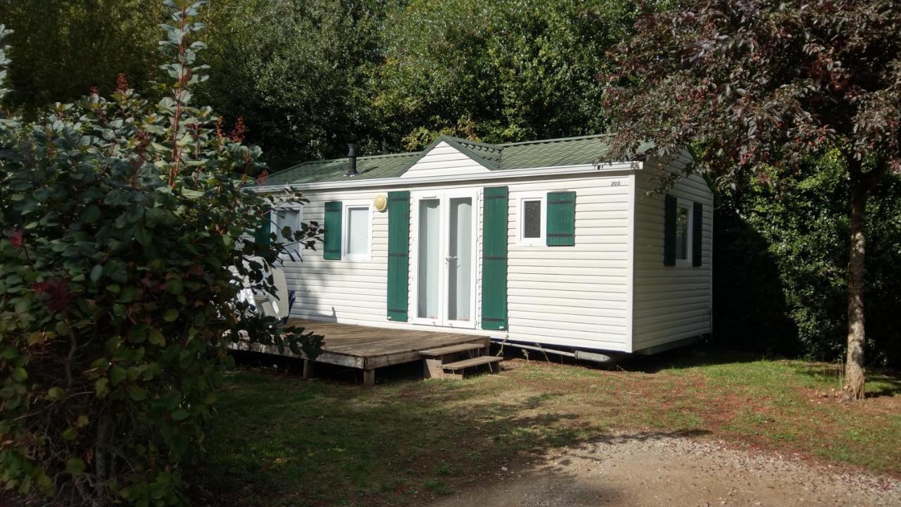 Camping Le Caussanel Hotel Canet-de-Salars ภายนอก รูปภาพ