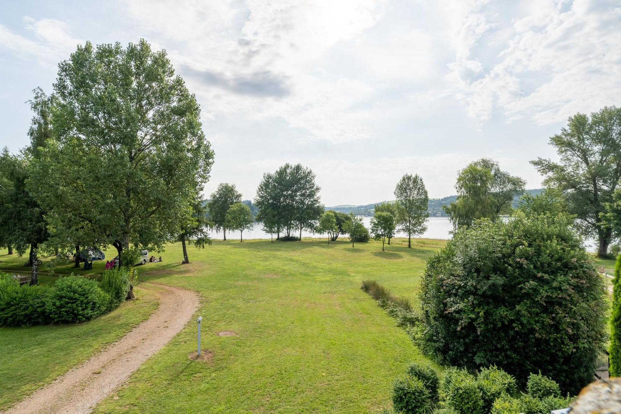 Camping Le Caussanel Hotel Canet-de-Salars ภายนอก รูปภาพ